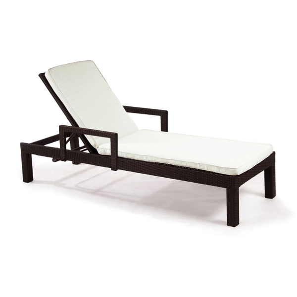 patio wicker daybed